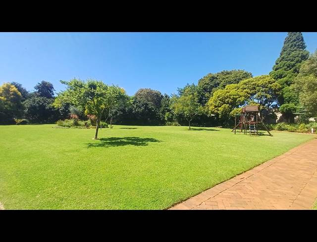 3 BEDROOM SECTIONAL TITLE FOR SALE IN DIE HOEWES